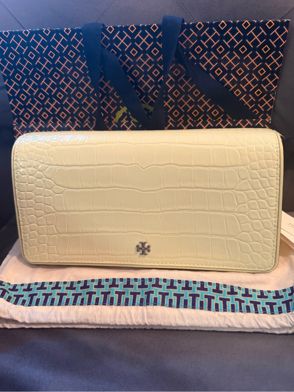NWT TORY BURCH EMERSON EMBOSSED CONVERTIBLE CROSSBODY IN PASTEL YELLOW $548